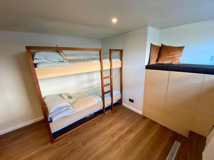 Houseboat Eleuthera Bembridge Ngoại thất bức ảnh