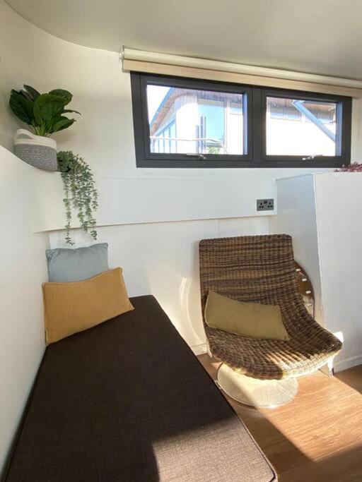 Houseboat Eleuthera Bembridge Ngoại thất bức ảnh