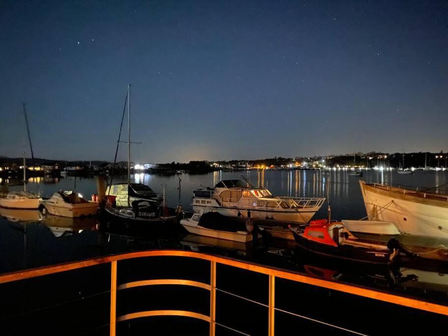 Houseboat Eleuthera Bembridge Ngoại thất bức ảnh