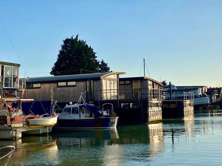 Houseboat Eleuthera Bembridge Ngoại thất bức ảnh