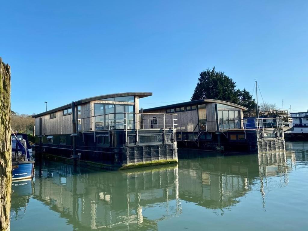 Houseboat Eleuthera Bembridge Ngoại thất bức ảnh