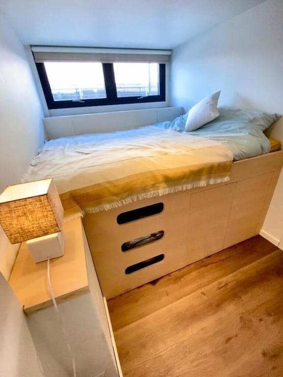 Houseboat Eleuthera Bembridge Ngoại thất bức ảnh