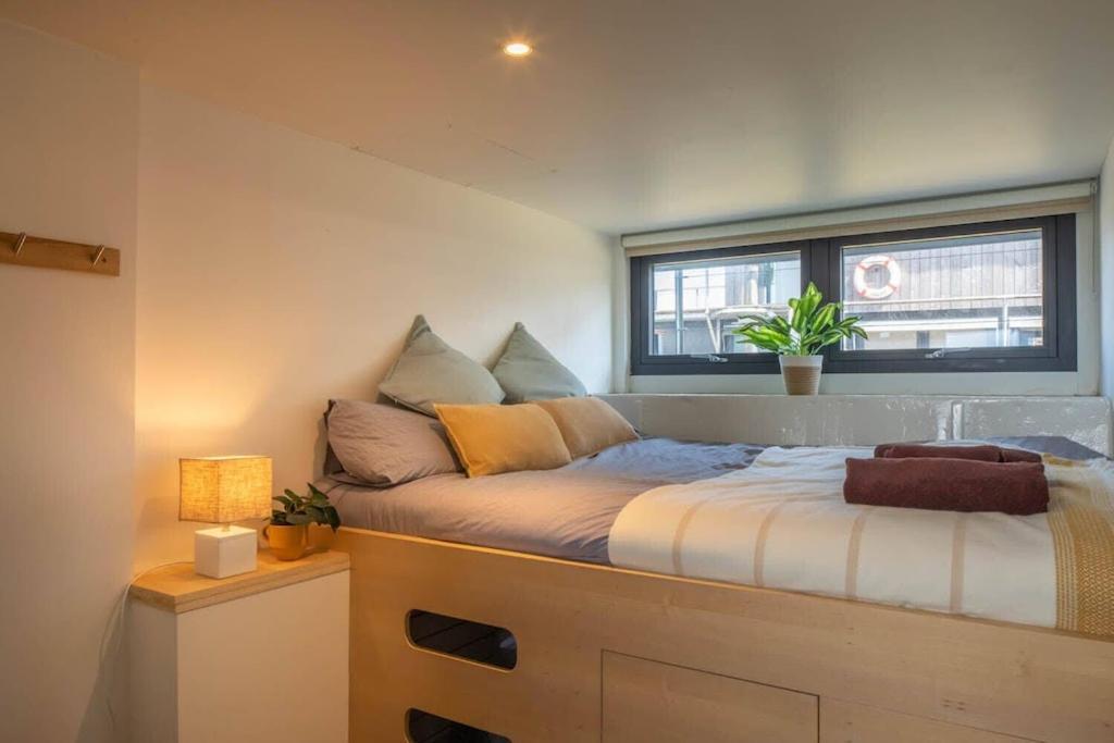 Houseboat Eleuthera Bembridge Ngoại thất bức ảnh